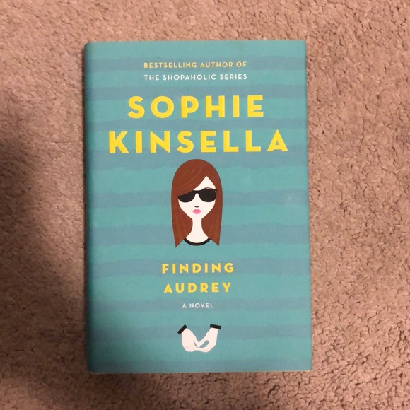 Sophie Kinsella - Finding Aubrey - Picture 1 of 1